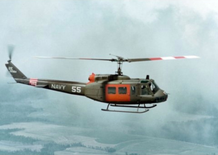 Bell UH-1D Huey de l'US Navy