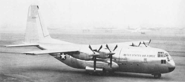 Lockheed YC-130 Hercules au sol