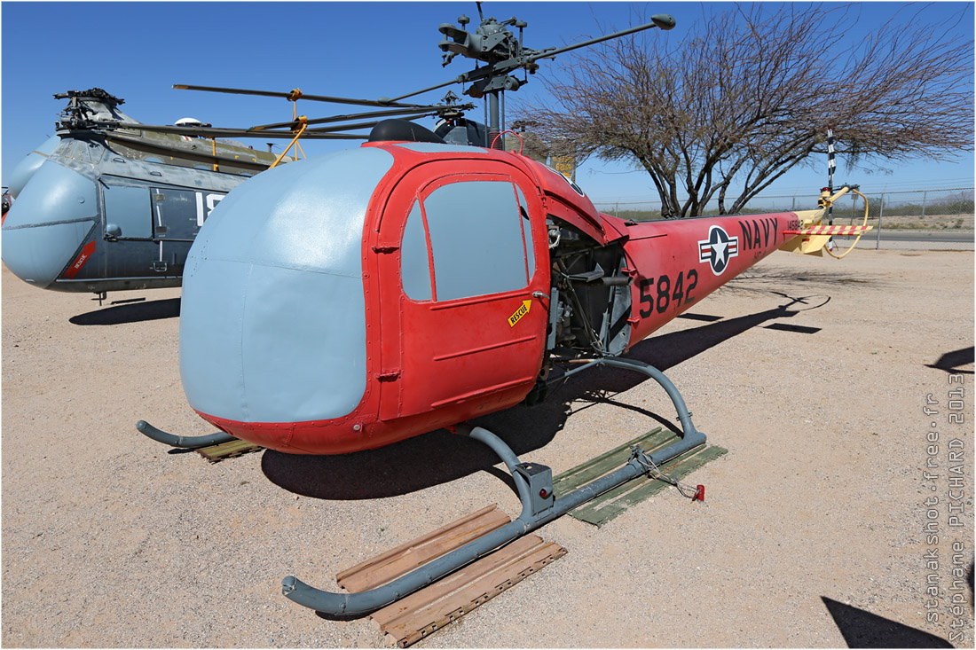 Bell H-13 Sioux (TH-13N) de l'US Navy par Stanak