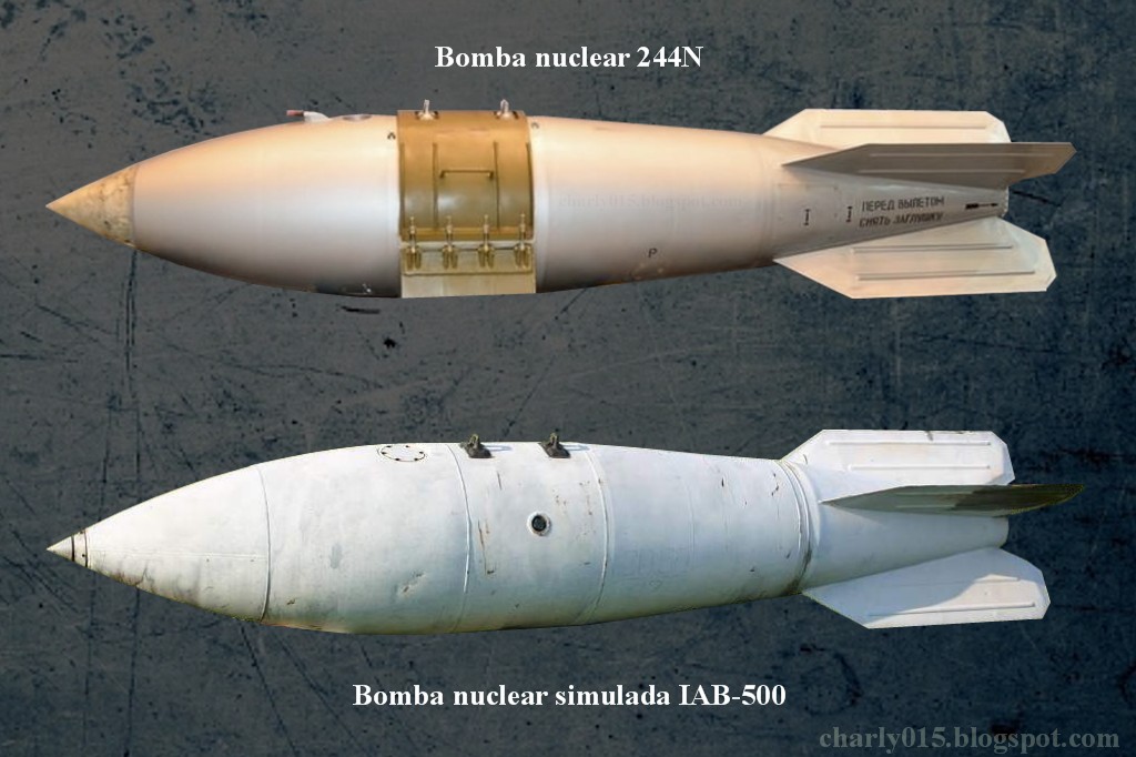 maquette de bombe nucléaire IAB-500