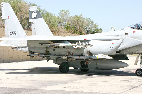 Nacelle Ophir sous un F-15C