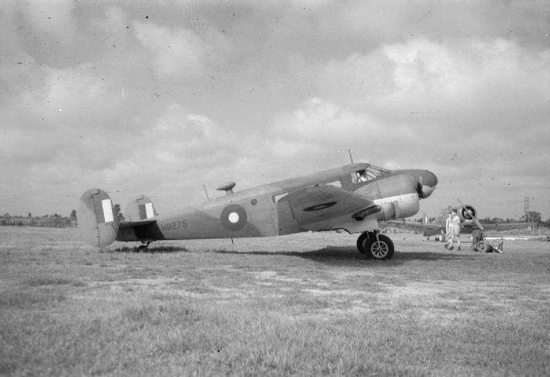 Beech 18 (UC-45F Expeditor II) de la RAF