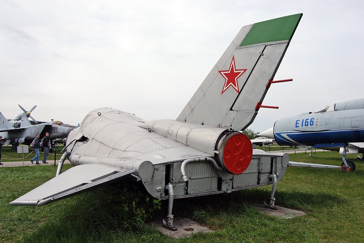 MiG-105 Spiral vu de l'arrière