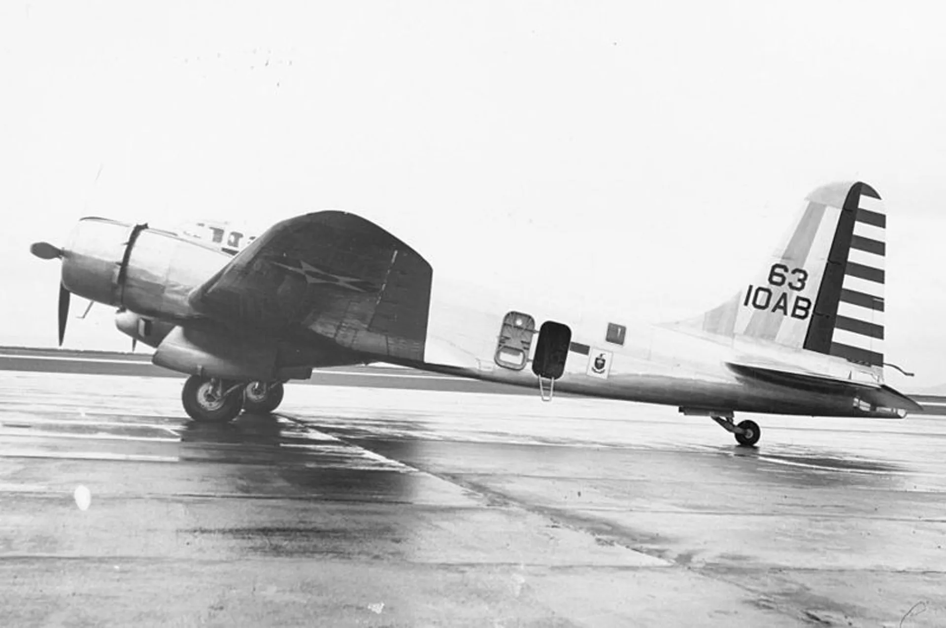 B 23 c. Douglas b-23. B-23 Dragon. Douglas b-23 Dragon. B23.