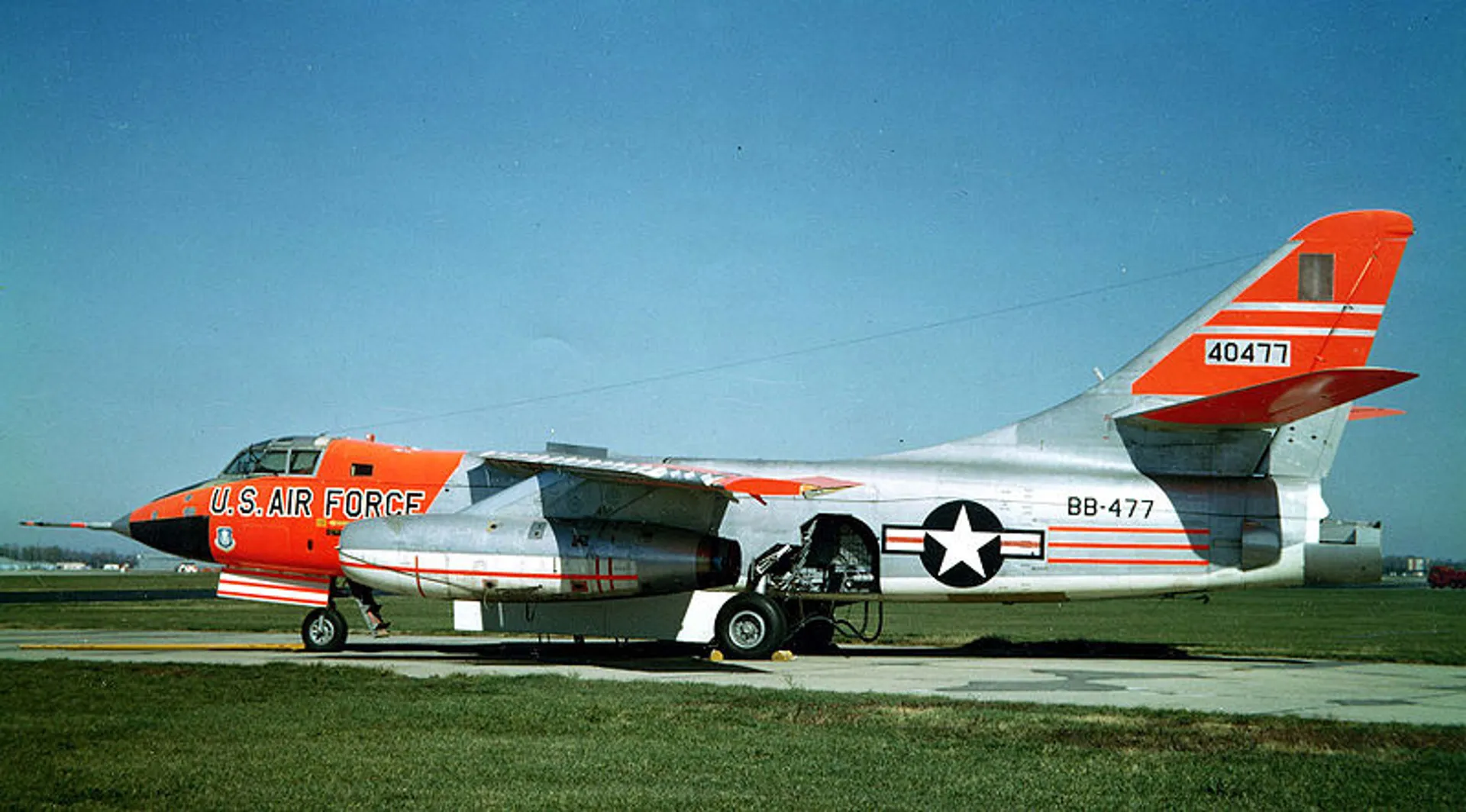 Ев 66. Самолет RB-66b. Douglas RB-66 Destroyer. Douglas b-66b Destroyer. Б 66 самолет.